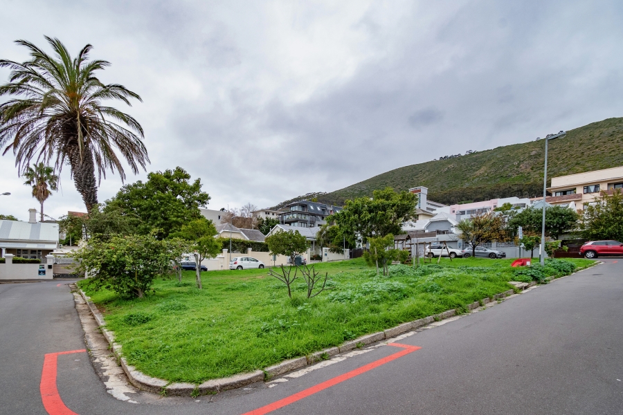 4 Bedroom Property for Sale in Sea Point Western Cape